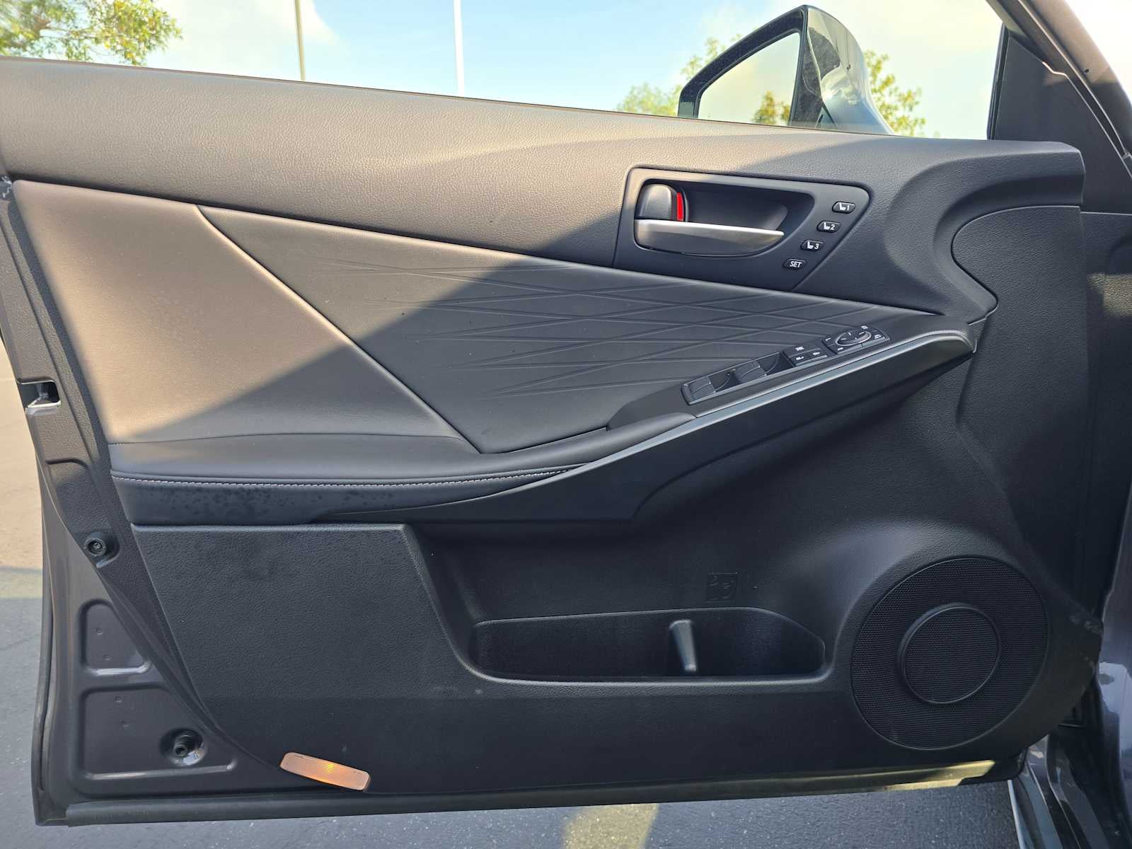 2025 Lexus IS F SPORT