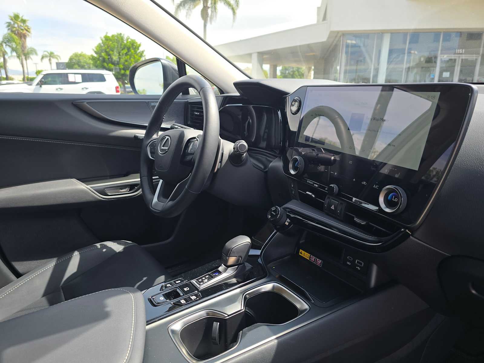 2025 Lexus NX 450h+ Luxury