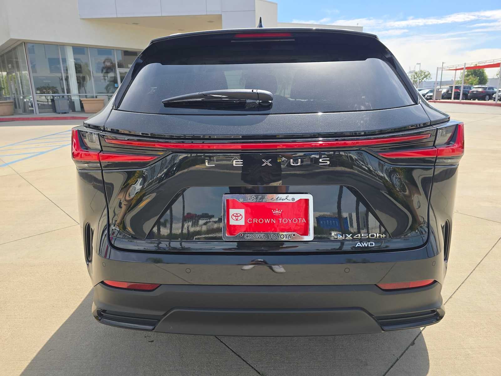 2025 Lexus NX 450h+ Luxury