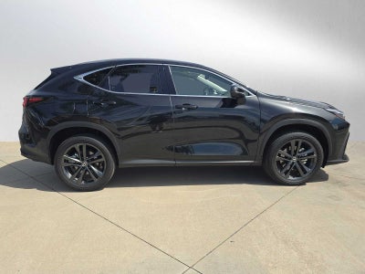 2025 Lexus NX 450h+ Luxury