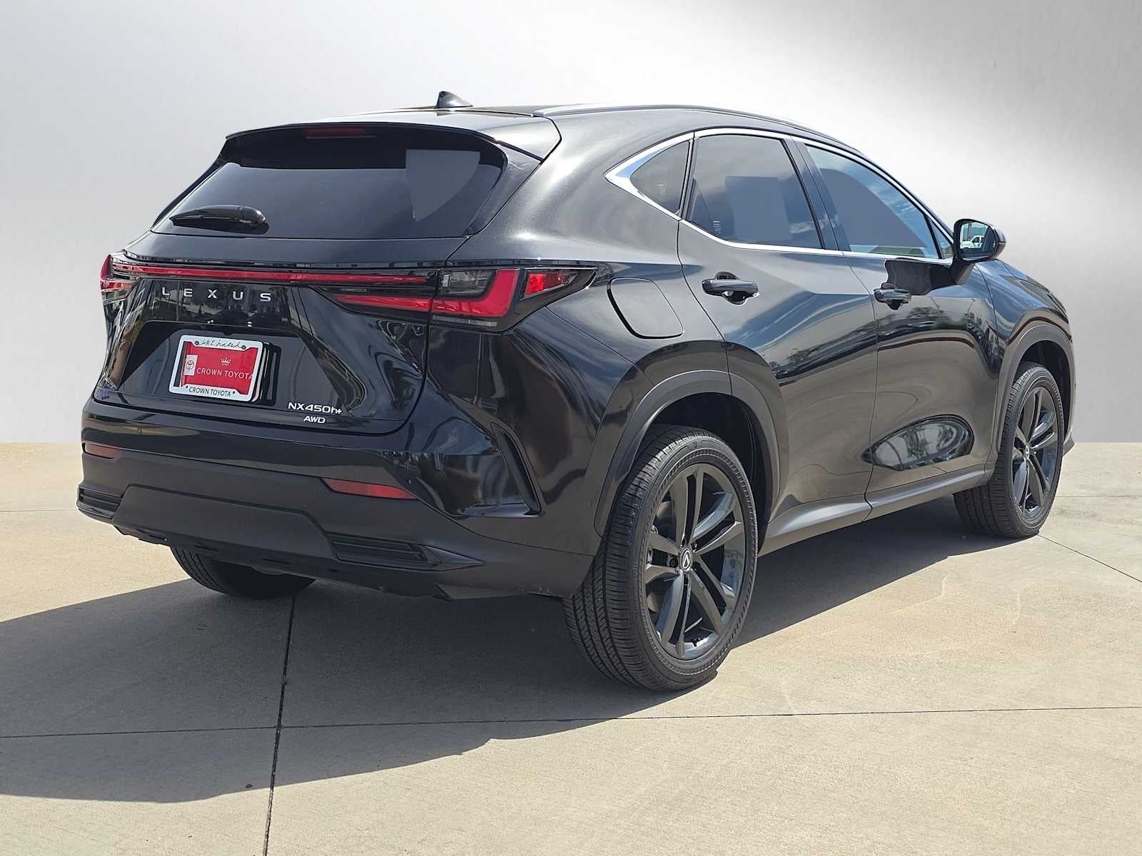 2025 Lexus NX 450h+ Luxury