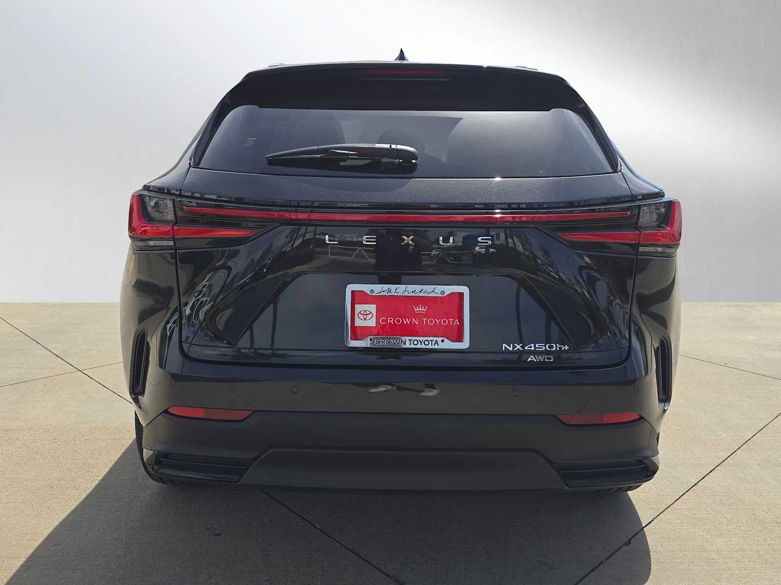 2025 Lexus NX 450h+ Luxury