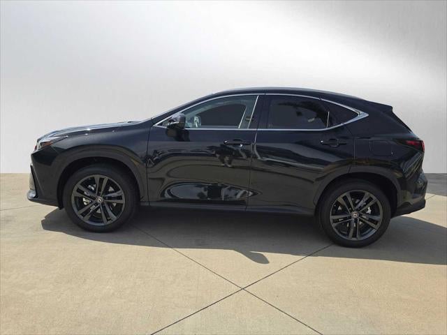 2025 Lexus NX 450h+ Luxury