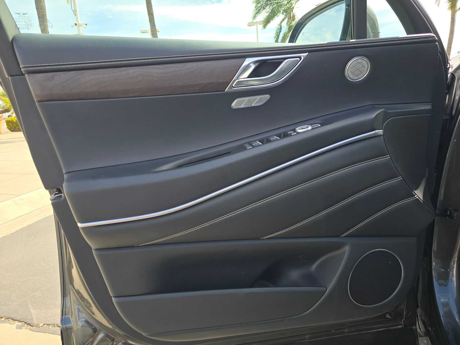 2024 Genesis GV80 Base