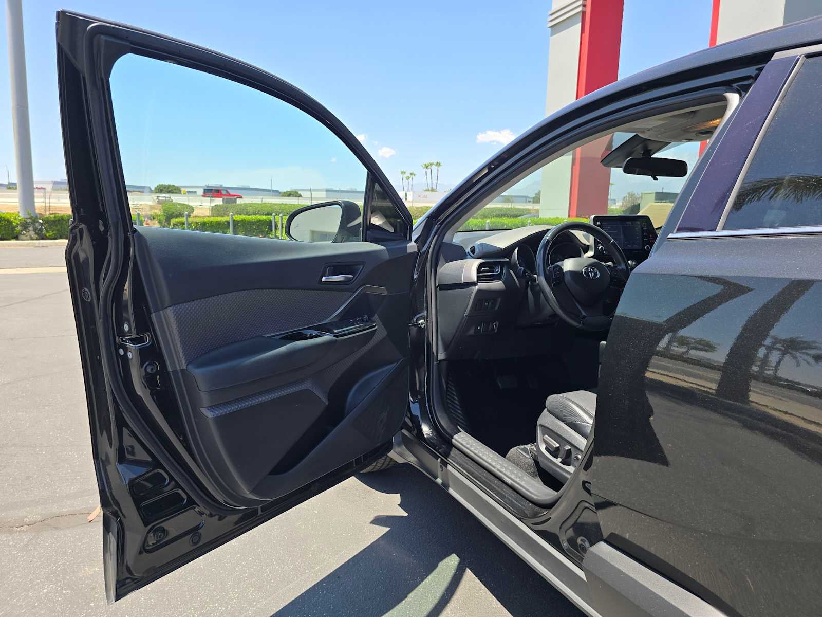 2022 Toyota C-HR Limited