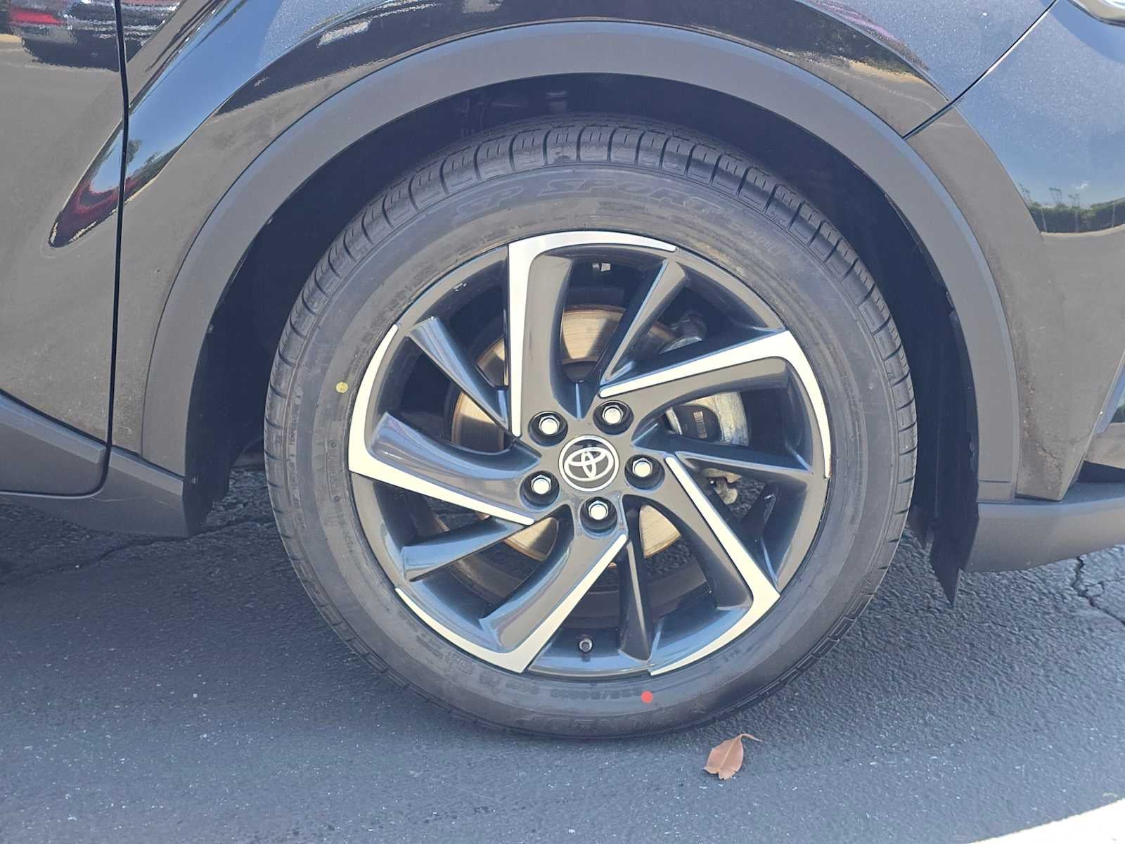 2022 Toyota C-HR Limited