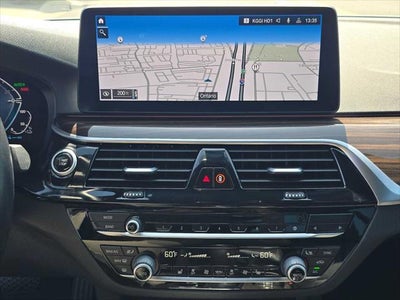 2021 BMW 530e 530e