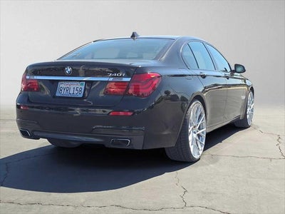 2015 BMW 740i 740i