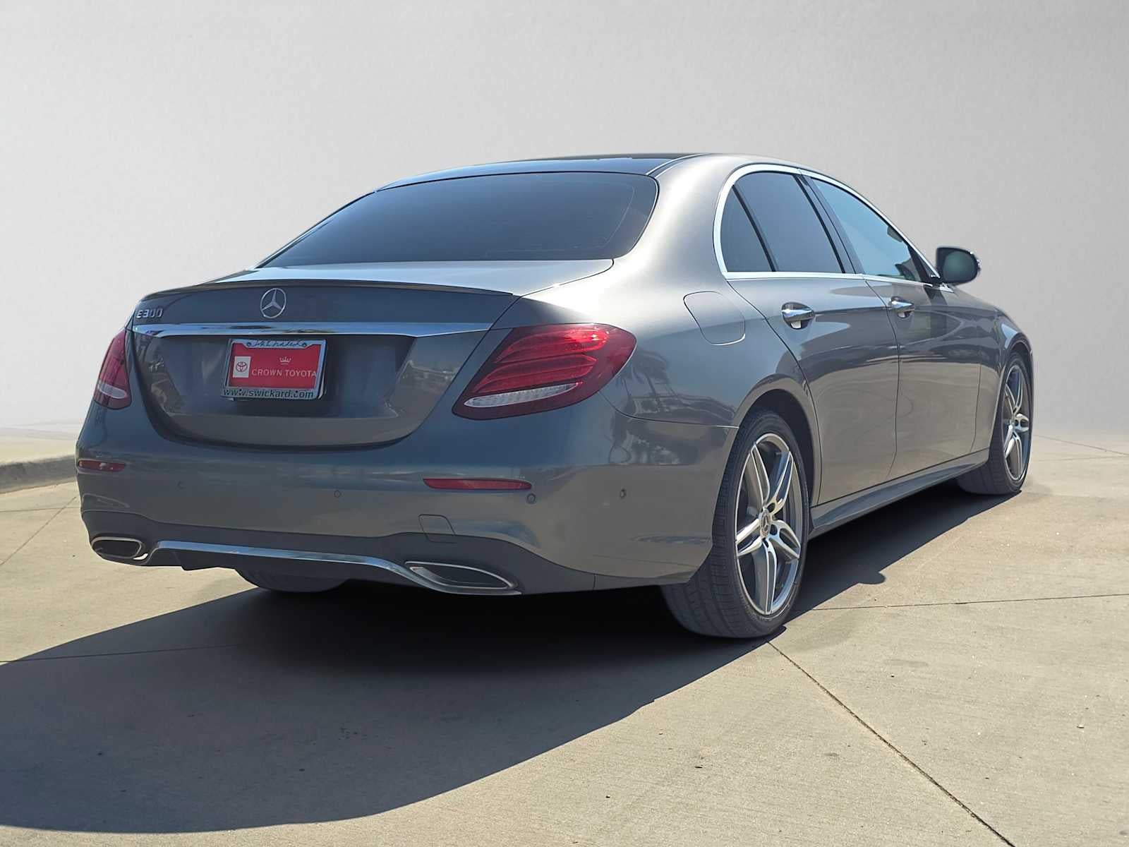 2018 Mercedes-Benz E 300 E 300