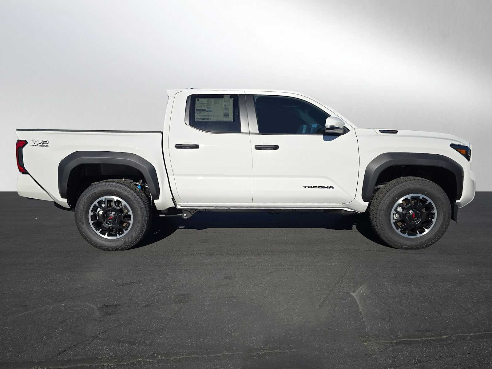2025 Toyota Tacoma TRD Off Road Hybrid