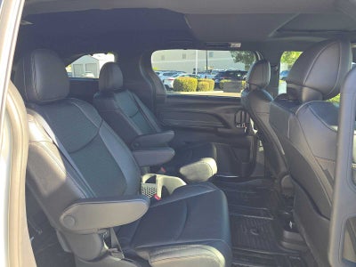 2026 Toyota Sienna Woodland Edition