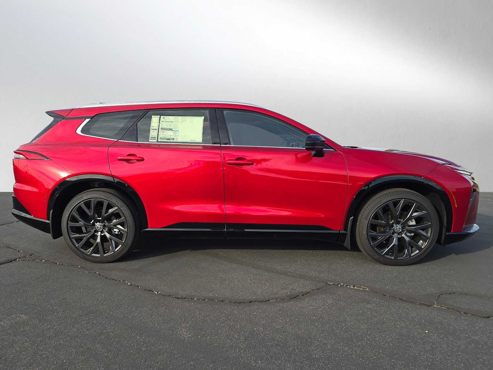 2025 Toyota Crown Signia Limited