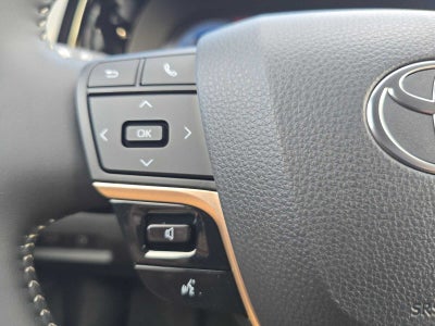 2025 Toyota Crown Signia Limited