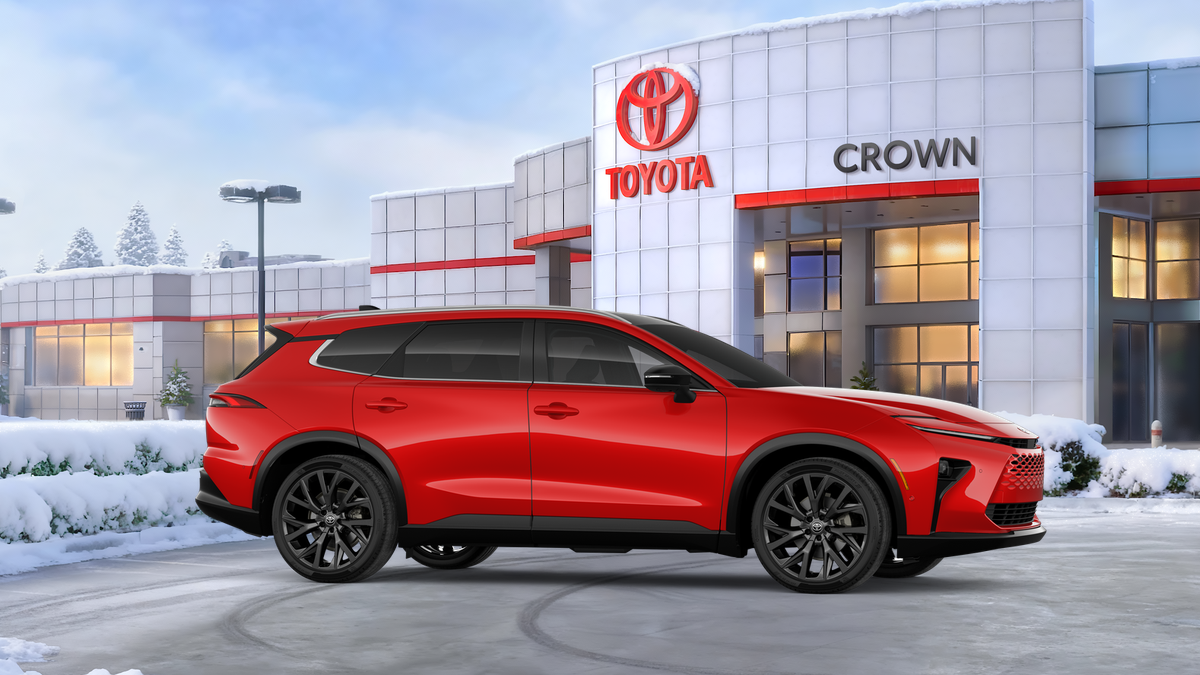 2025 Toyota Crown Signia Limited