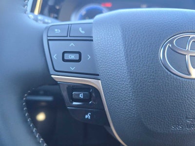 2025 Toyota Crown Signia Limited