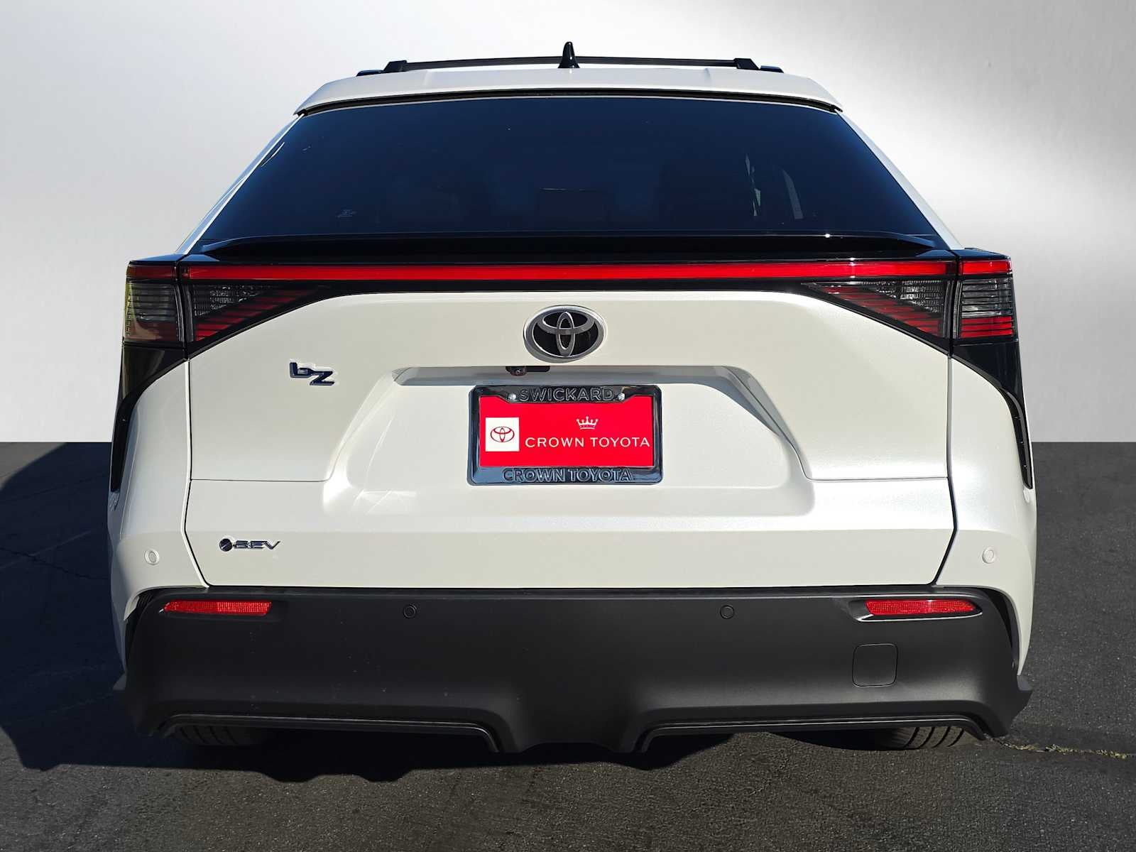 2026 Toyota bZ XLE Plus