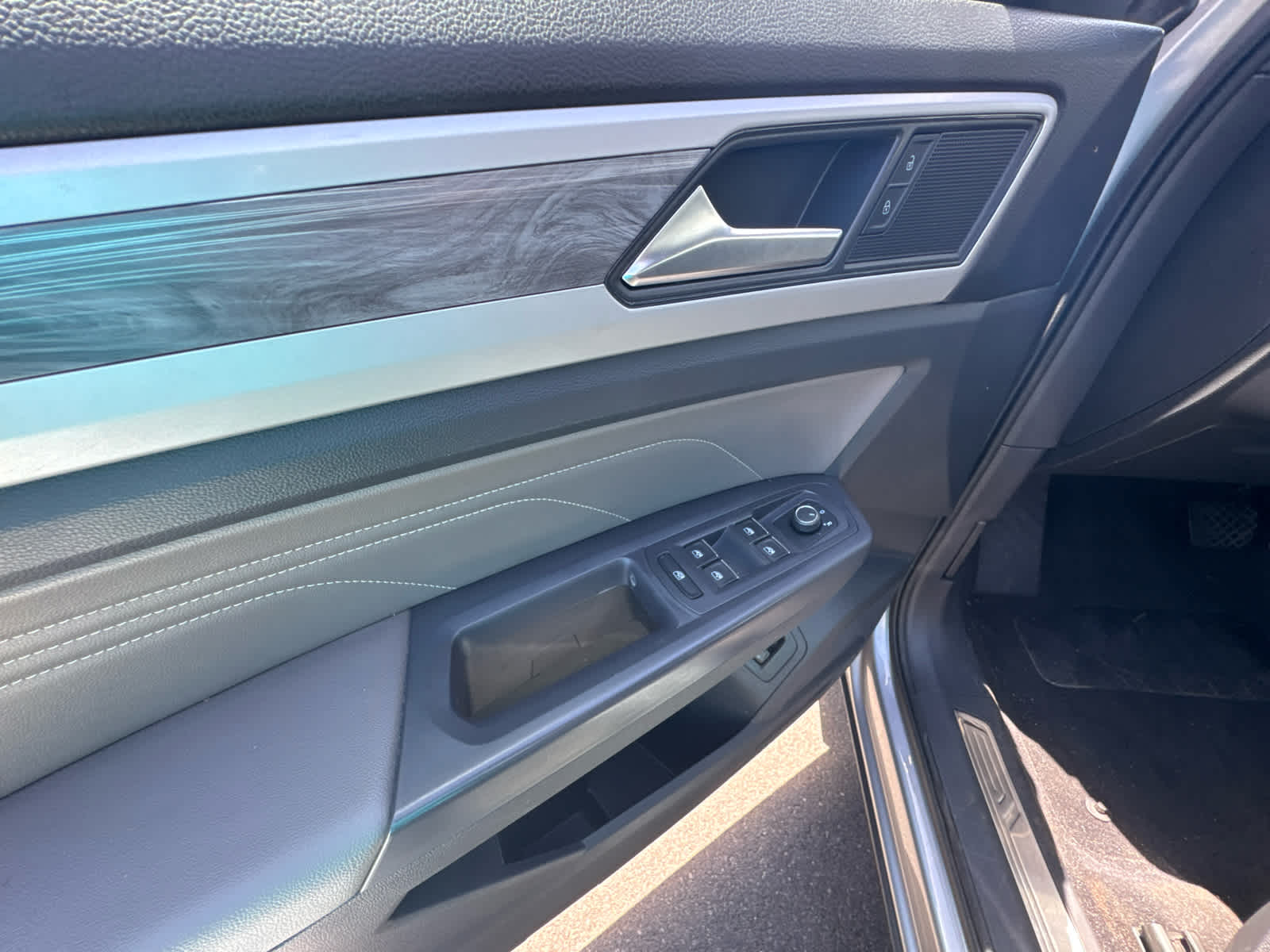 2021 Volkswagen Atlas Cross Sport 3.6L V6 SE w/Technology