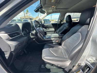 2022 Toyota Highlander Hybrid XLE