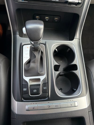 2023 Kia Carnival LX