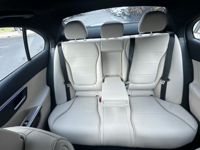 2026 Mercedes-Benz C 300 Sedan