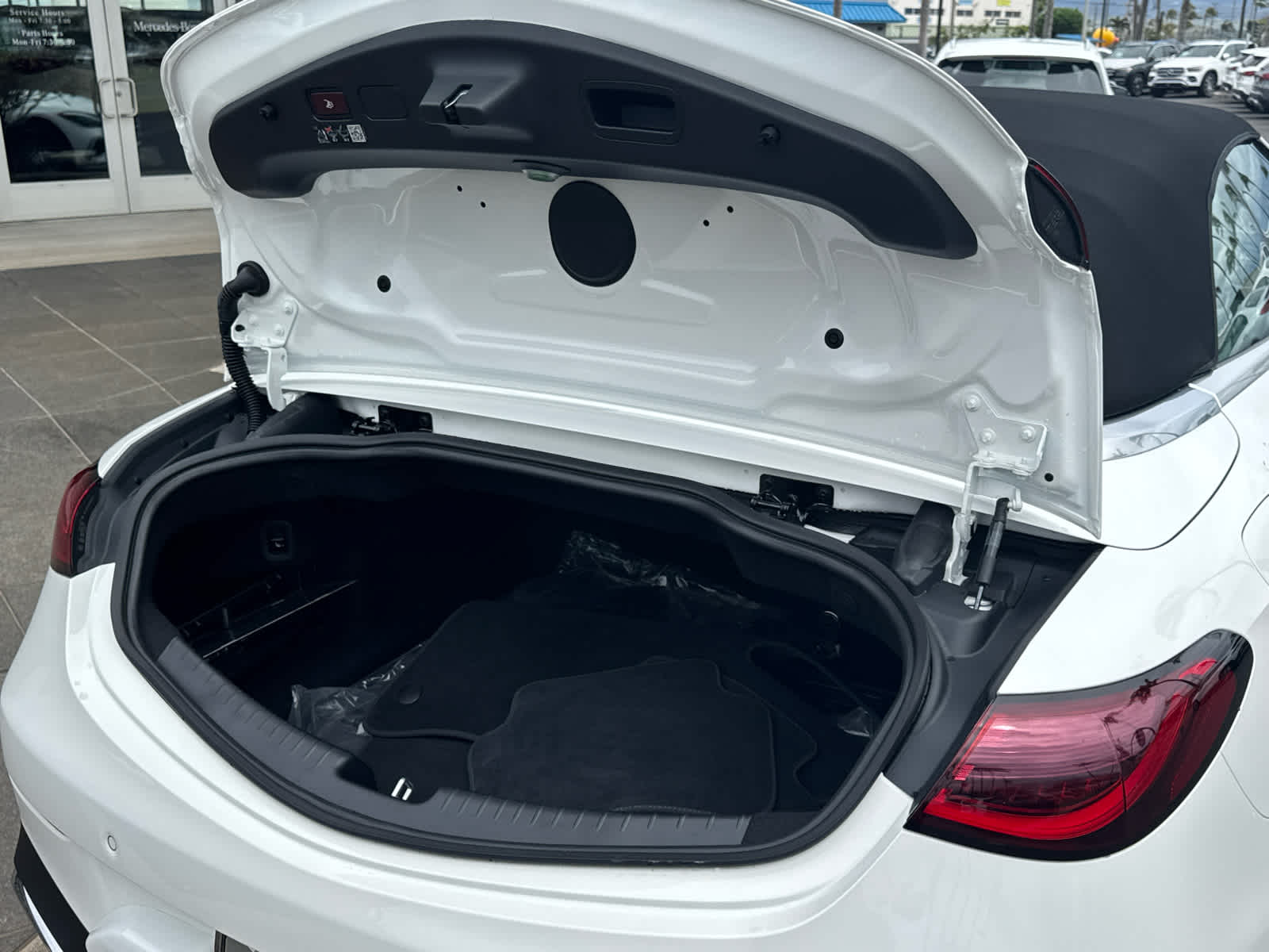 2026 Mercedes-Benz CLE 300 4MATIC® Cabriolet
