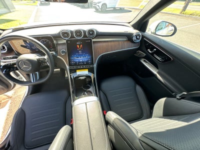 2025 Mercedes-Benz GLC 300 SUV