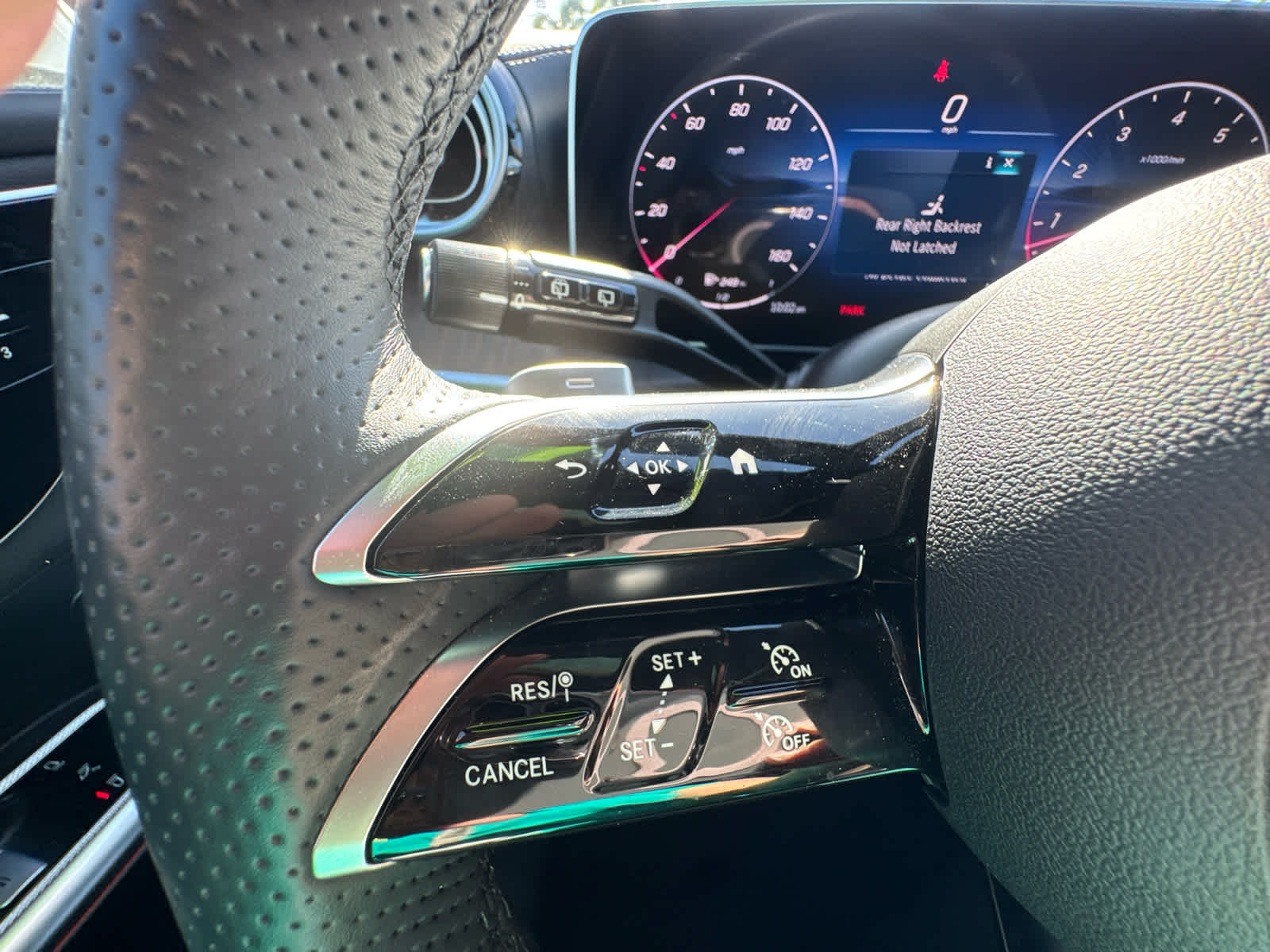 2025 Mercedes-Benz GLC 300 SUV