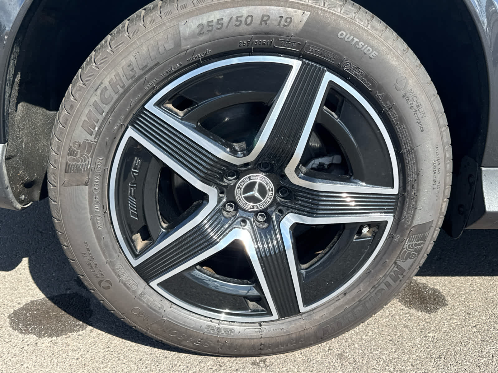 2025 Mercedes-Benz GLC GLC 300