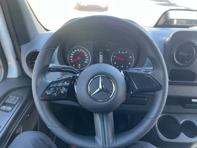 2025 Mercedes-Benz Sprinter Cargo Van 2500 Standard Roof I4 Diesel 144 RWD