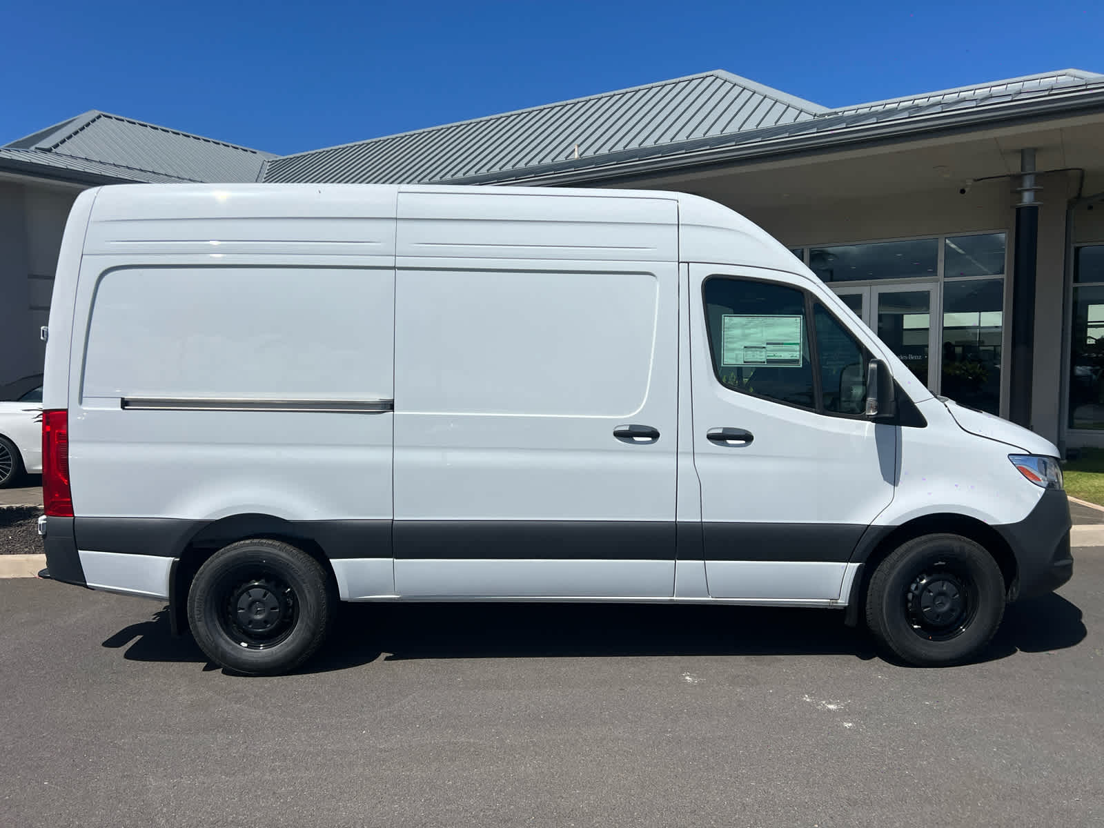 2025 Mercedes-Benz Sprinter Cargo Van 2500 Standard Roof I4 Diesel 144 RWD