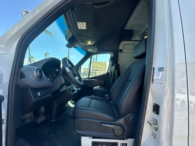 2025 Mercedes-Benz Sprinter Cargo Van 2500 Standard Roof I4 Diesel HO 144 RWD