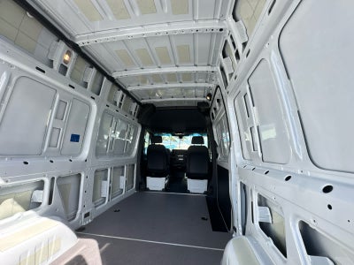 2025 Mercedes-Benz Sprinter Cargo Van 2500 Standard Roof I4 Diesel HO 144 RWD