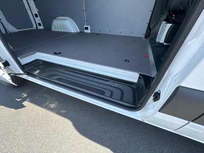 2026 Mercedes-Benz Sprinter 2500 Standard Roof I4 Diesel HO 144 RWD