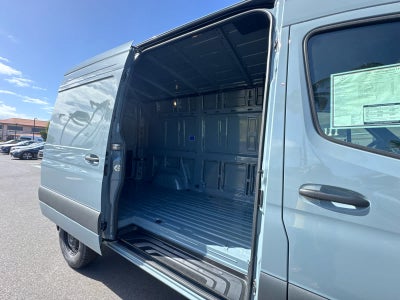 2026 Mercedes-Benz Sprinter 2500 Standard Roof I4 Diesel HO 144 AWD