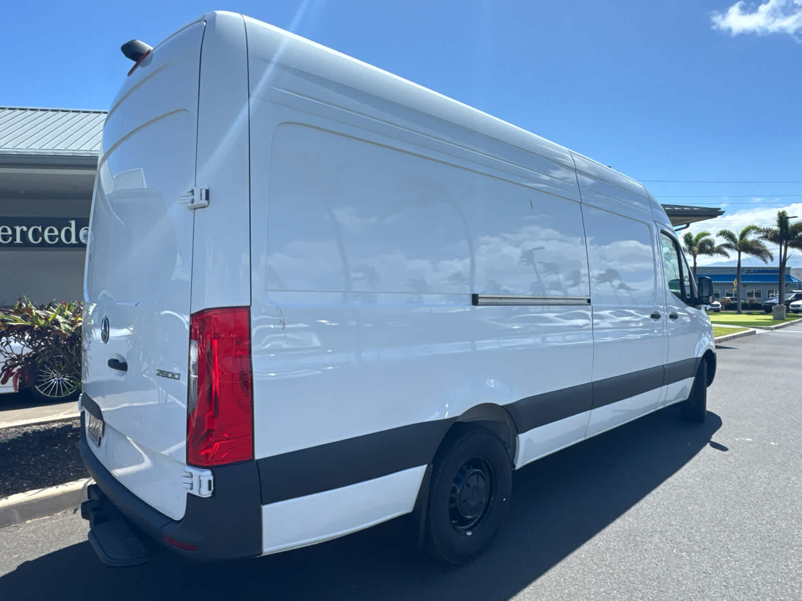 2025 Mercedes-Benz Sprinter Cargo Van 2500 High Roof I4 Diesel HO 170 RWD