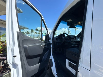 2025 Mercedes-Benz Sprinter Cargo Van 2500 High Roof I4 Diesel HO 170 RWD