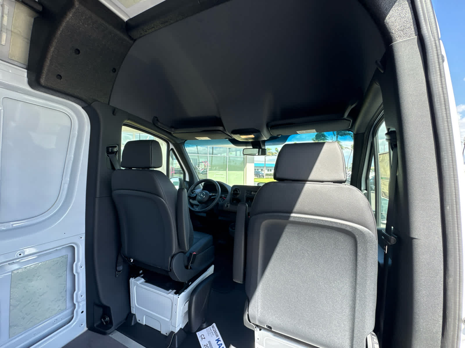 2025 Mercedes-Benz Sprinter Cargo Van 2500 High Roof I4 Diesel HO 170 RWD