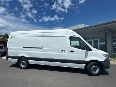 2026 Mercedes-Benz Sprinter 2500 High Roof I4 Diesel HO 170 RWD