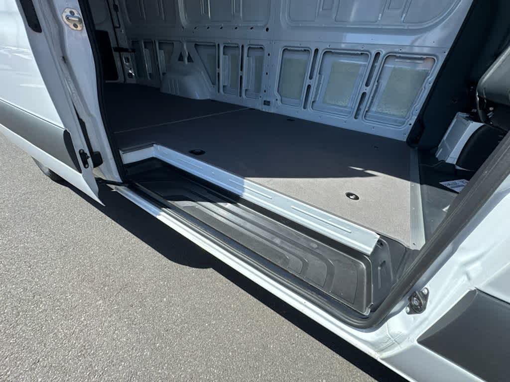 2026 Mercedes-Benz Sprinter 2500 High Roof I4 Diesel HO 170 RWD