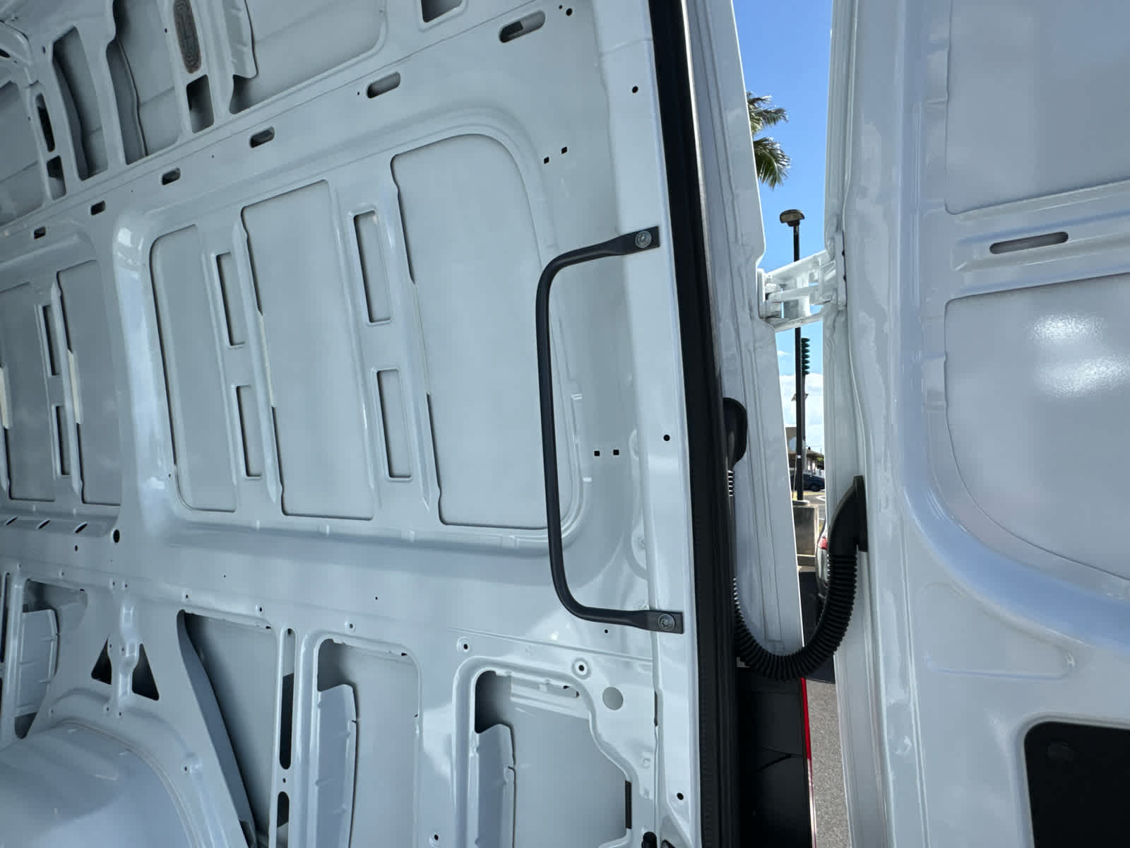 2025 Mercedes-Benz Sprinter Cargo Van 2500 High Roof I4 Diesel HO 170 RWD