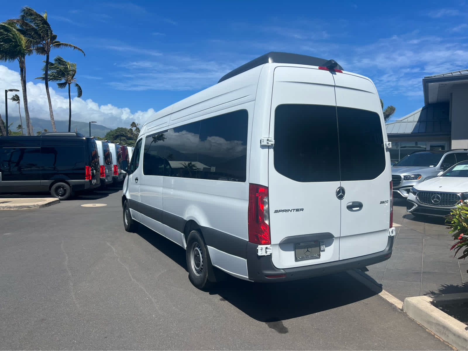 2025 Mercedes-Benz Sprinter 2500 High Roof I4 Diesel 170" RWD