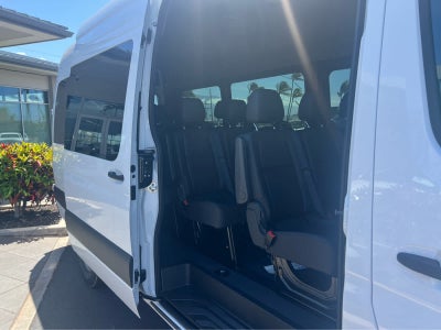 2025 Mercedes-Benz Sprinter Passenger Van 2500 High Roof I4 Diesel 170 RWD