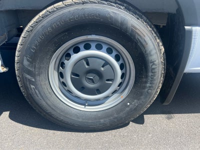 2025 Mercedes-Benz Sprinter Passenger Van 2500 High Roof I4 Diesel 170 RWD