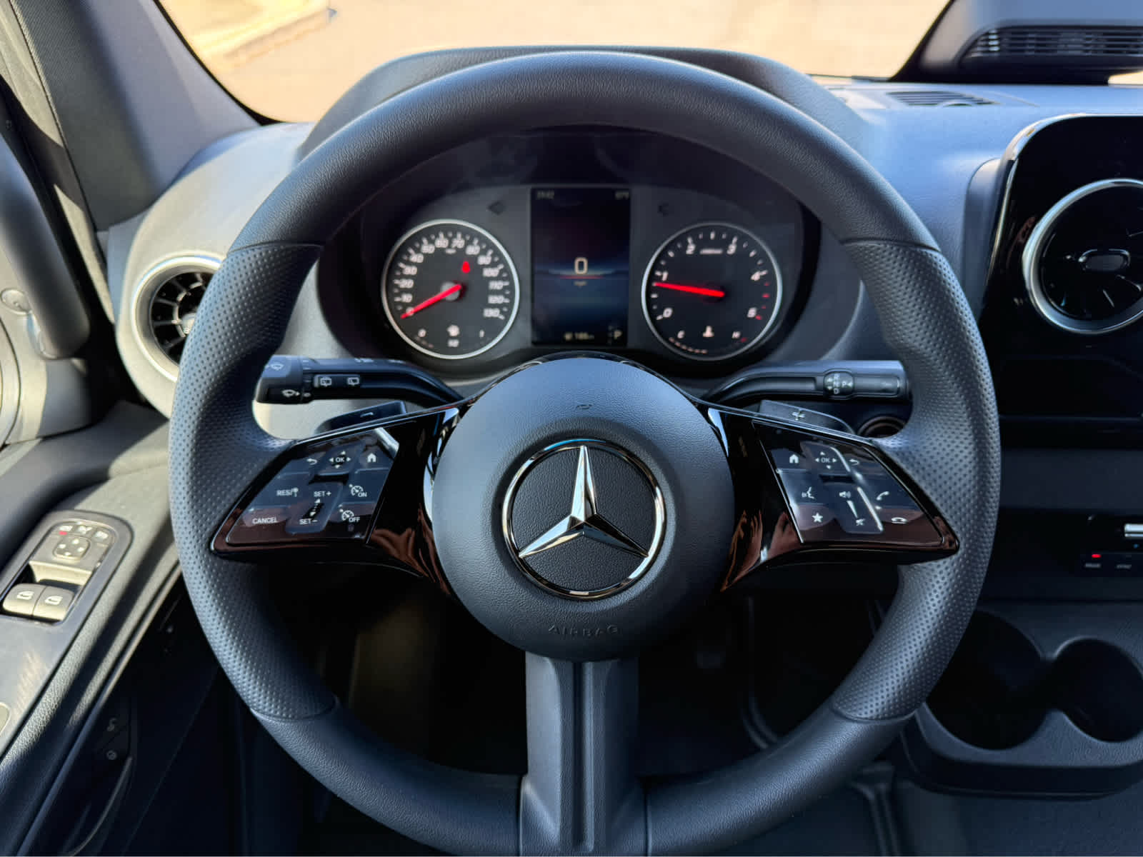 2025 Mercedes-Benz Sprinter 2500 Standard Roof I4 Diesel HO 144" RWD