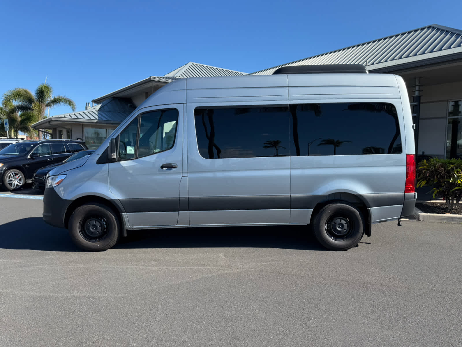 2025 Mercedes-Benz Sprinter 2500 Standard Roof I4 Diesel HO 144" RWD
