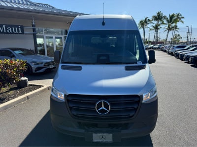 2025 Mercedes-Benz Sprinter Passenger Van 2500 Standard Roof I4 Diesel HO 144 RWD