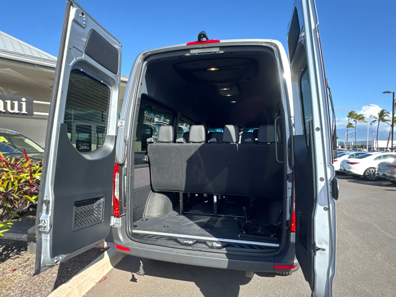 2025 Mercedes-Benz Sprinter Passenger Van 2500 Standard Roof I4 Diesel HO 144 RWD