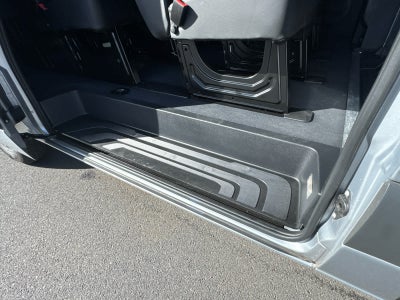 2025 Mercedes-Benz Sprinter Passenger Van 2500 Standard Roof I4 Diesel HO 144 RWD
