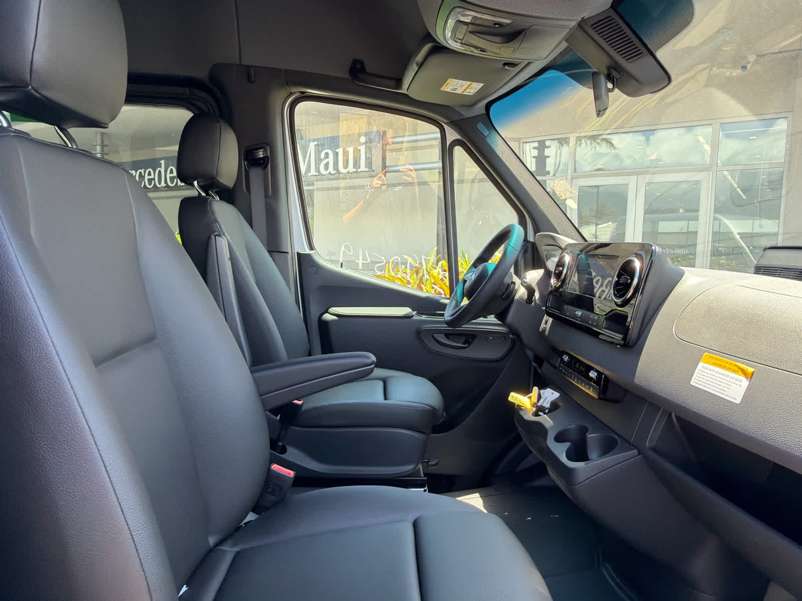 2025 Mercedes-Benz Sprinter Passenger Van 2500 Standard Roof I4 Diesel HO 144 RWD