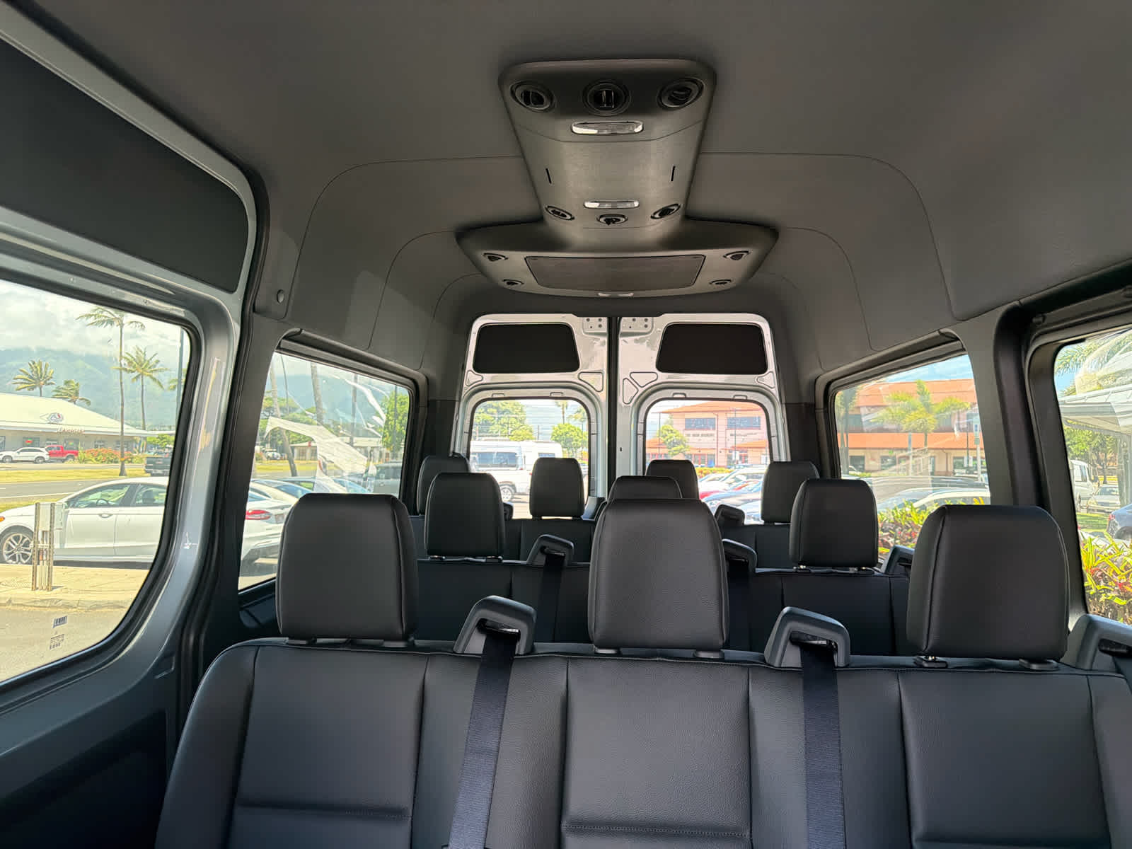 2025 Mercedes-Benz Sprinter Passenger Van 2500 Standard Roof I4 Diesel HO 144 RWD
